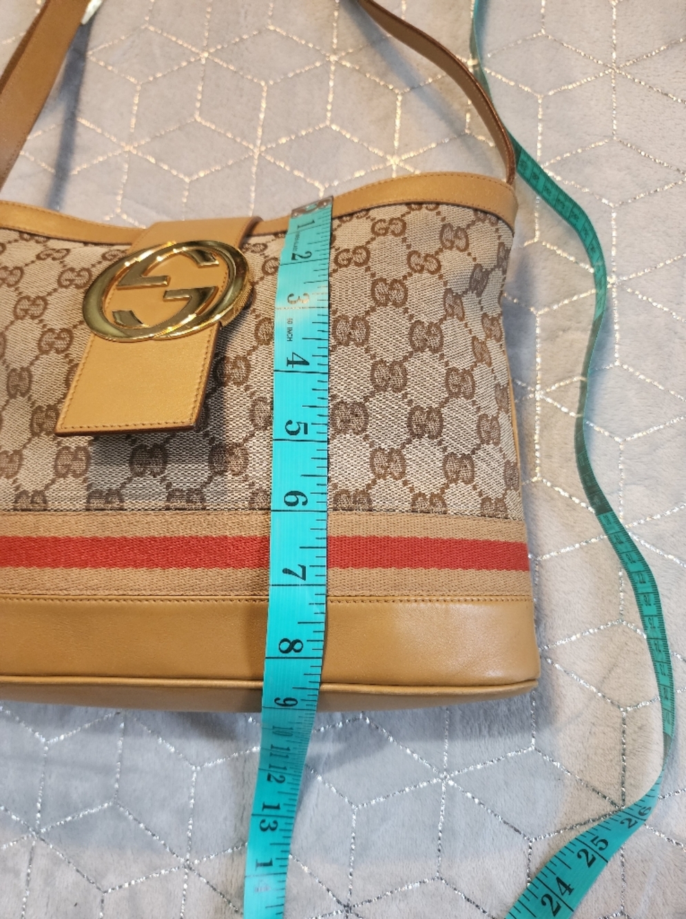GUCCI | Limited Edition GG Monogram Sherry Line Shoulder Bag - Picture 12 of 15